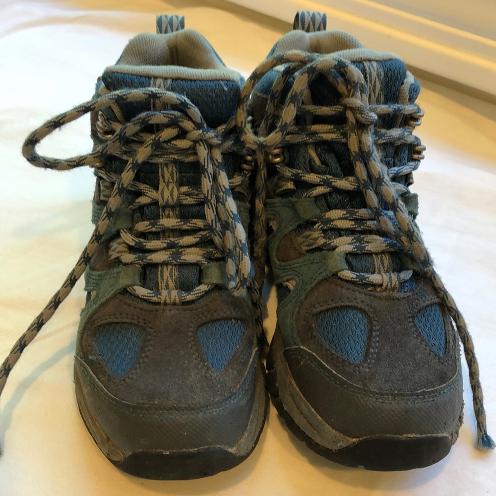 LLBean Boy’s size 1 Boots - Lots of Adventure Left